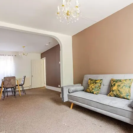 2Bed By Jubilee Square Maidstone Apartment Exterior photo