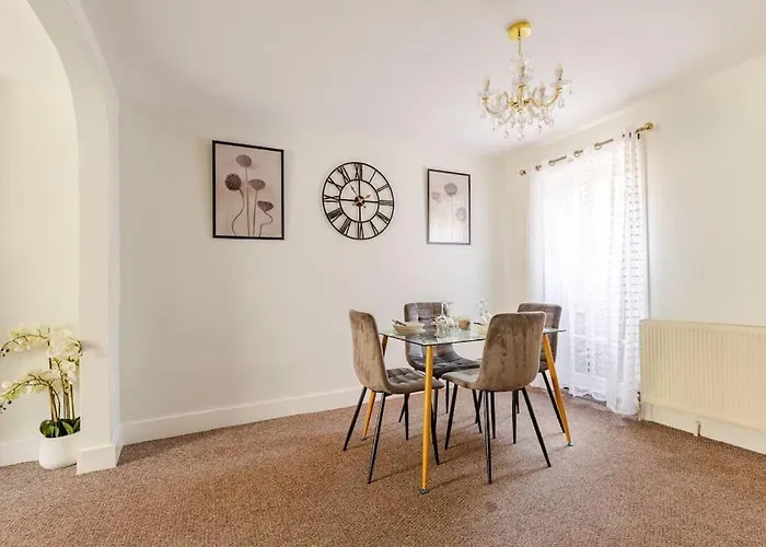 2Bed By Jubilee Square Maidstone