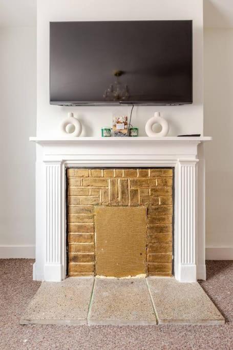 2bed By Jubilee Square Maidstone